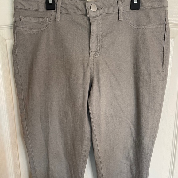 Charlotte Russe Refuge Gray Skinny Fit Pants - Picture 6 of 14